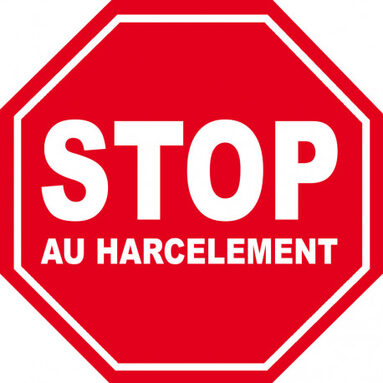 stop-au-harcelement-5x5cm-stickerautocollant.jpg
